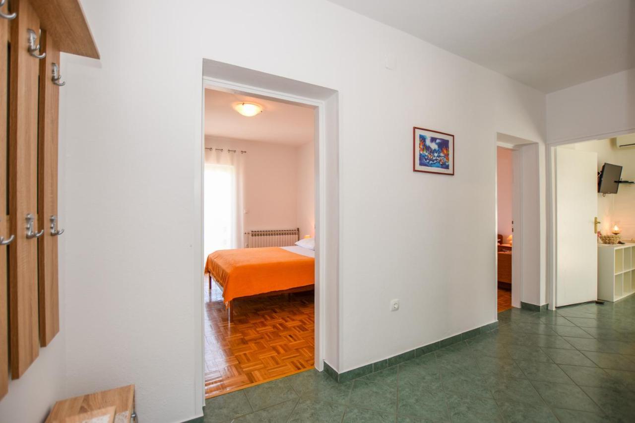 Apartmani Marija Ljubica พาก ภายนอก รูปภาพ