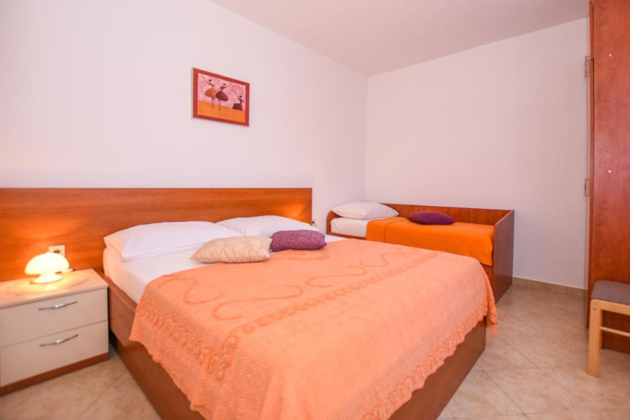Apartmani Marija Ljubica พาก ภายนอก รูปภาพ