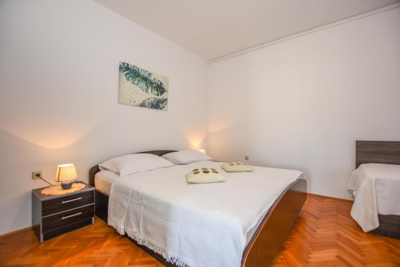 Apartmani Marija Ljubica พาก ภายนอก รูปภาพ