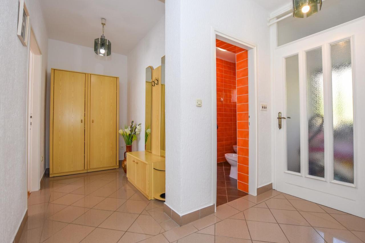 Apartmani Marija Ljubica พาก ภายนอก รูปภาพ