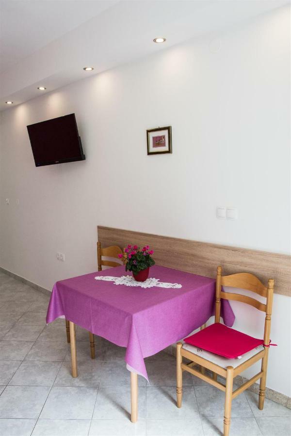 Apartmani Marija Ljubica พาก ภายนอก รูปภาพ